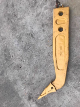 Komatsu N/A 2026 - D65 Shank zdjecie 5
