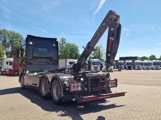Scania S 2023 - 590S V8 NGS 6x4 - HIAB Multilift 24T + Box with Palfinger crane - Like new - Retarder - Full air - Leather obrazek 41