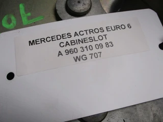 Mercedes-Benz Actros - A 960 310 09 83 CABINESLOT EURO 6 zdjęcie 2 miniatura