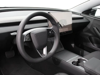 Tesla Model 3 2026 - RWD 60 kWh obrázek 2 náhled