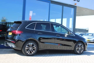 Mercedes-Benz B-Class 2023 - 250e Luxury Line WIDESCREEN CAMERA NAVI TREKHAAK <FACELIFT>> image 4