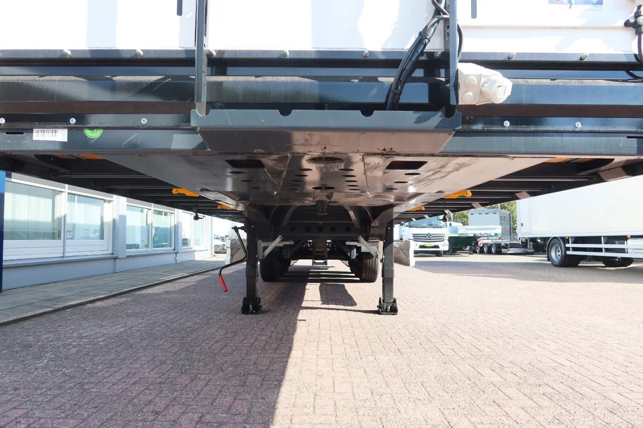 Wielton 2025 - 3 Asser. Gesloten met Dhollandia klep 2500 kg Lift as. Price 44.950,-- euro netto. imagen 12