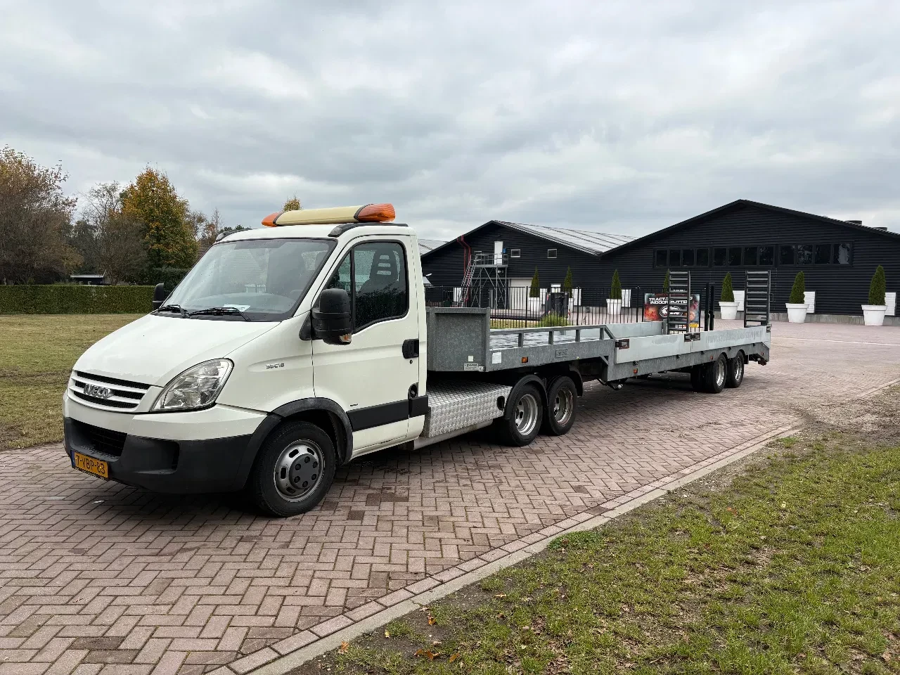 Iveco Daily 2009 - 35C18 jeep-as 15 ton - be oplegger jeeb-as semi (135.532 km image 3