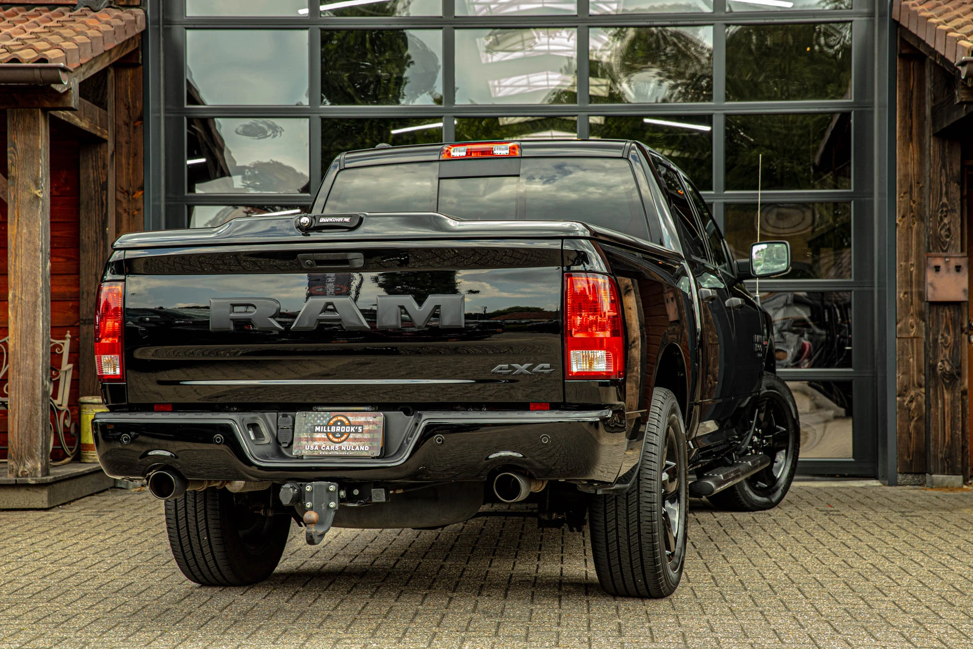 Dodge Ram 2024 - Dodge classic v8 | stoel verw | stuur verw | afbeelding 3