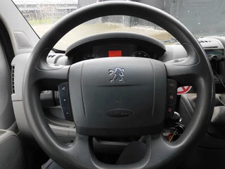 Peugeot Boxer 2011 - 333 2.2 HDI L2 DC obrazek 12