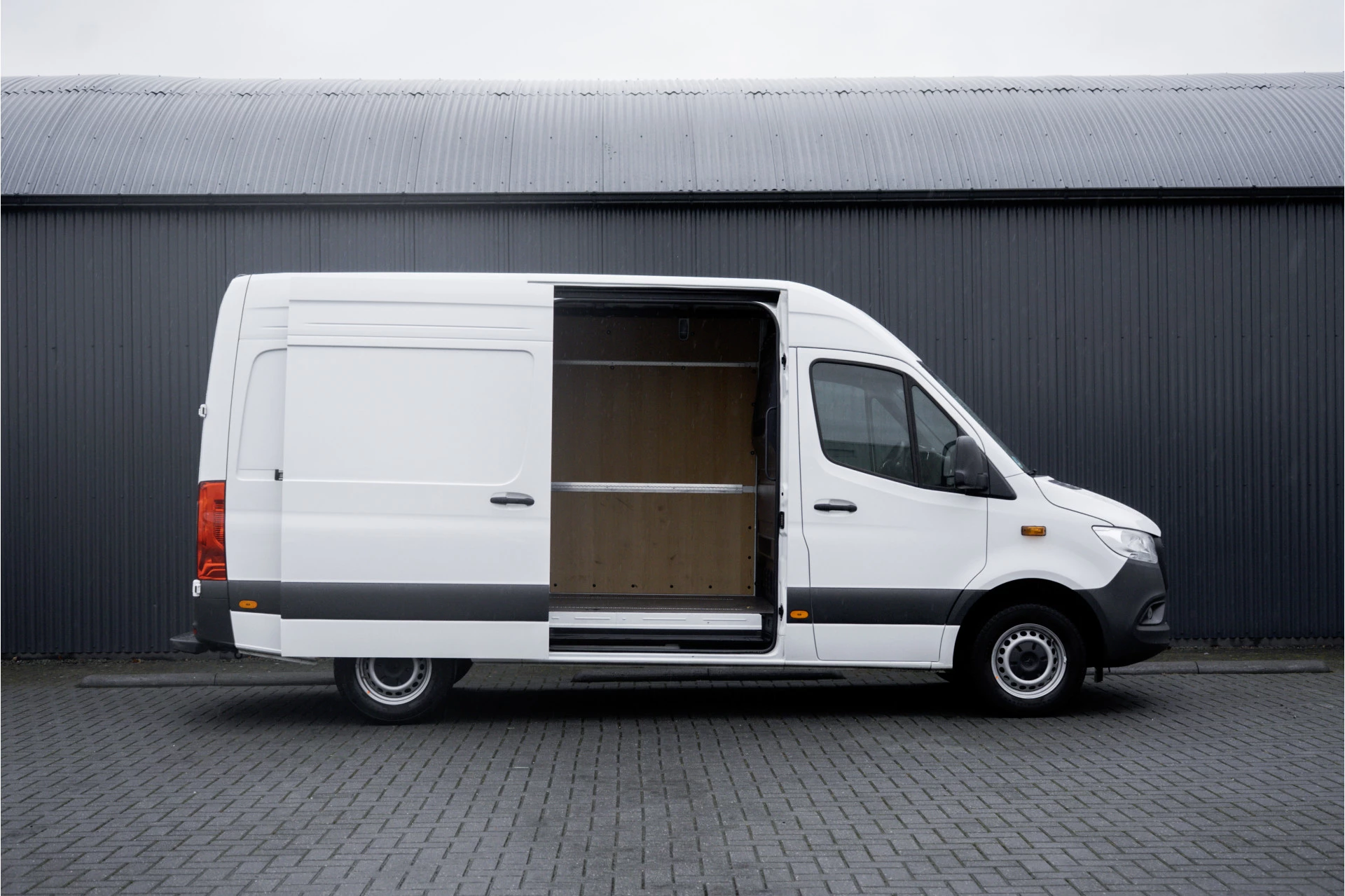 Mercedes-Benz Sprinter 2024 - 317 CDI L2H2 | Mbux | Facelift | Navi | Camera | Adapt.Cruise | Automaat zdjęcie 7
