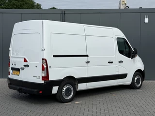Opel Movano 2022 - 2.3 Turbo 136 PK / L2H2 / INRICHTING / 1e EIG. / TREKHAAK / CAMERA / AIRCO / CRUISE / 3-ZITS изображение 3