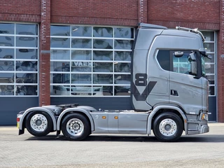 Scania S 2023 - 660S V8 NGS Highline 6x2 - Retarder - Full air - Leather - Led - Alloy wheels obrazek 8