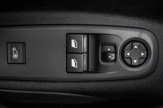 Opel Combo 2021 - 1.5 D L2H1 | 1e Eigenaar | Cruise | PDC | Airco | Trekhaak image 24