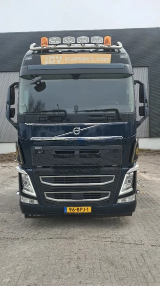 Volvo FH 2020 - 500 | 6x2 | NCH | Globetrotter XL | 2 tanks | Retarder | Steerable Liftaxle obrazek 2
