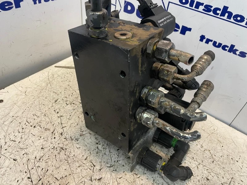 DAF - 1450336-1981282 ACCUMULATORVENTIEL CF75(IV)/CF85(IV)/XF95/XF105 image 4
