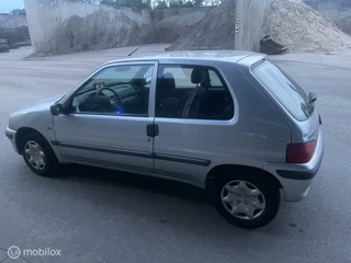 Peugeot 106 2002 - 1.1 XR image 8
