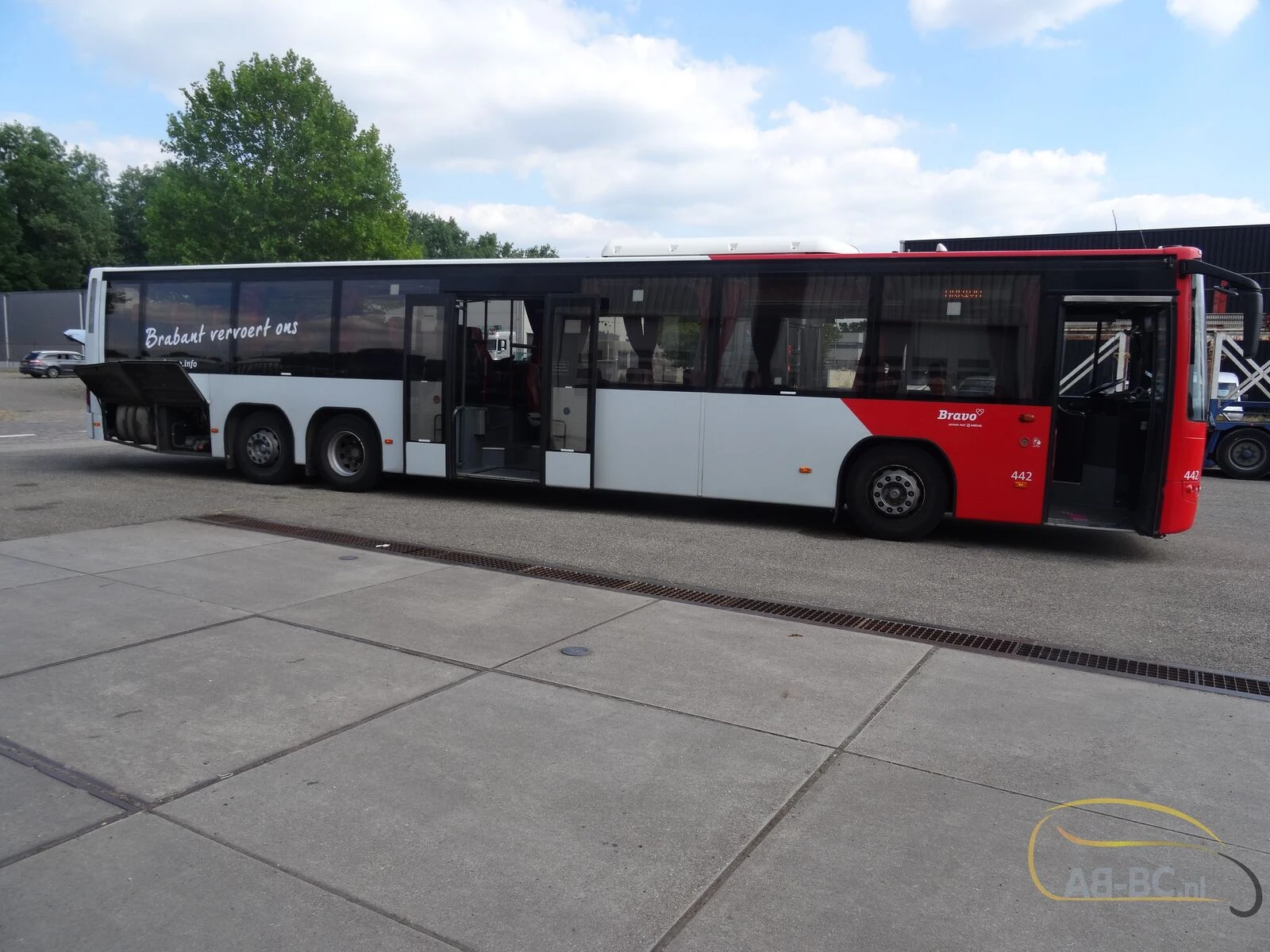Volvo 8700 LE, B12B 54 Seats EURO 4 2008 afbeelding 4