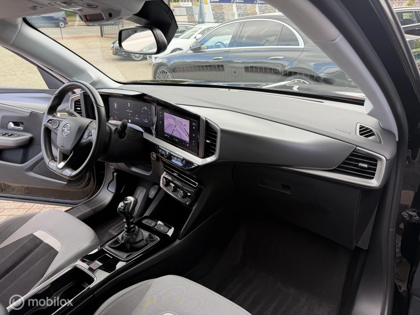 Opel Mokka 2022 - 1.2 Business Elegance 1.2 1-2022 Airco Navi PDC afbeelding 10