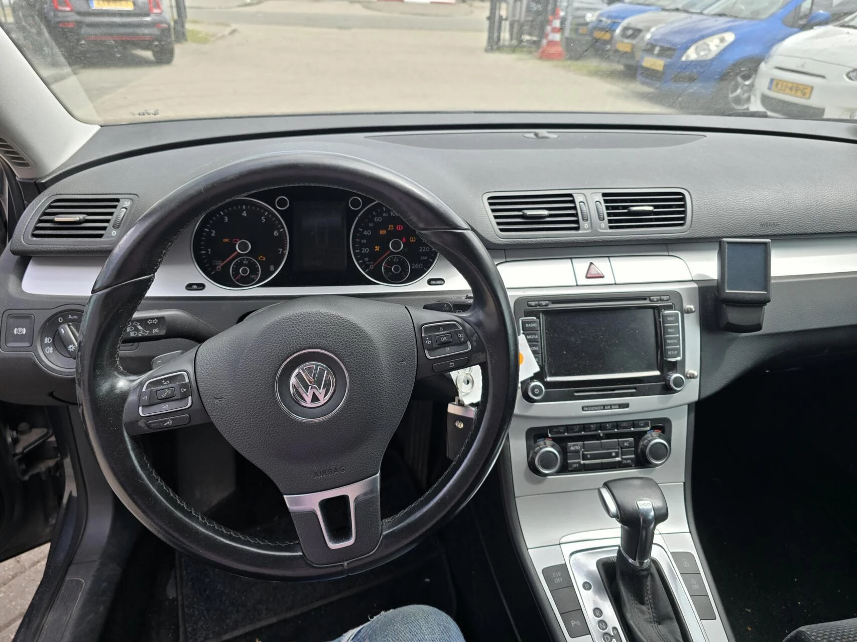 Volkswagen Passat 2010 - Variant 1.4 TSI Highline BlueMotion Let op loop op 3 cilinders. afbeelding 10