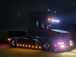 Scania T 2002 - T164-580 V8 Topline 4x2 - Original Torpedo/Hauber - Retarder - 4.70 WB - PTO/Hydraulic - Light bar - Leather seats obrazek 40