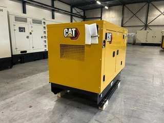 Cat 2026 - DE88GC - 88 kVA Stand-by Generator Set - DPX-18207 image 2 thumbnail