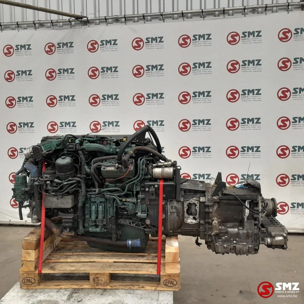 Volvo - Occ motor D8K280 Volvo + versnellingsbak Allison 3 afbeelding 1