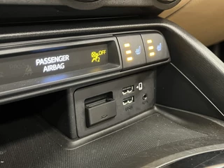 Mazda MX-5 2018 - ND Roadster 1.5 SkyActiv-G 131PK Sakura Limited Bose Leder PDC Apple CarPlay bild 55