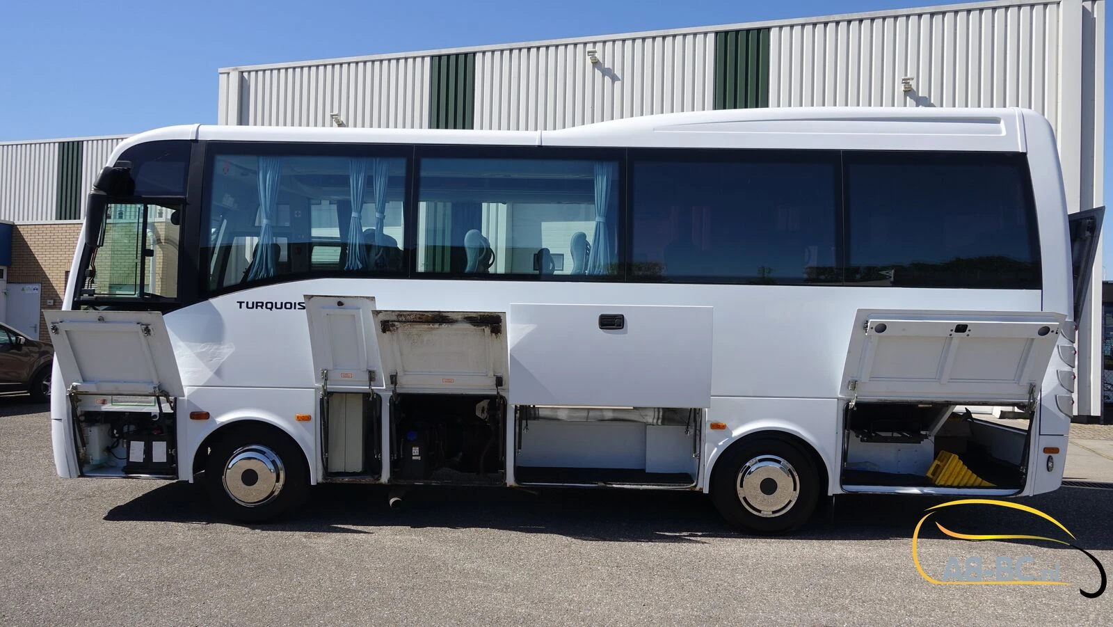 Isuzu Turquoise 30 seats EURO 6 2016 afbeelding 18