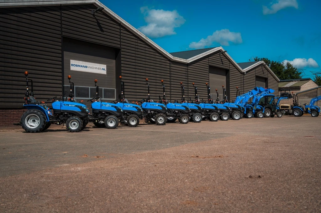 Solis 16 minitractor NIEUW - 5 jaar GARANTIE 2026 afbeelding 1