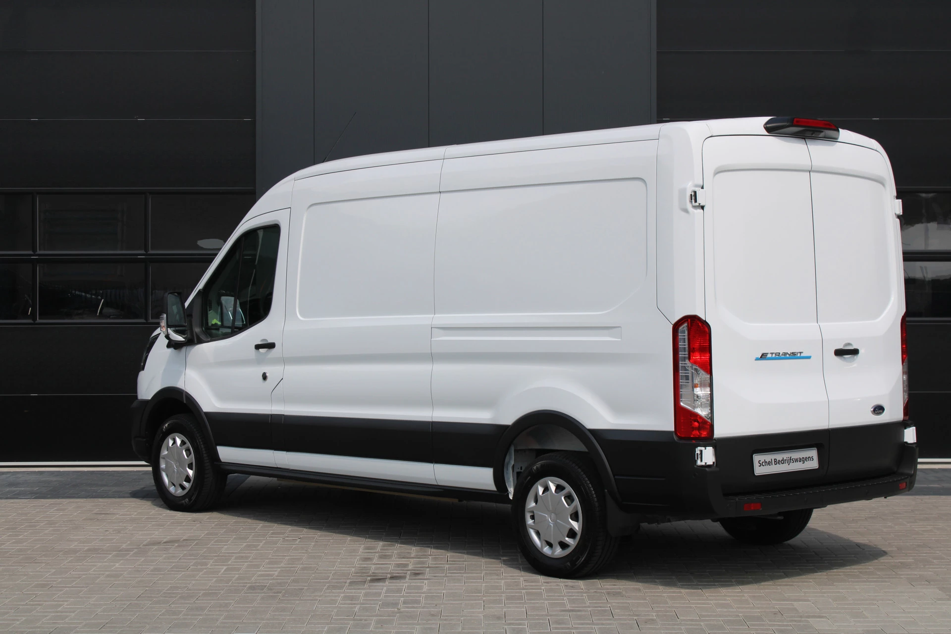 Ford E-Transit 2025 - 350 L3H2 Trend 68 kWh Vol Elektrisch - 360 Camera - Pro Power Onboard - Dodehoek Assistent - Rijklaar Bild 26