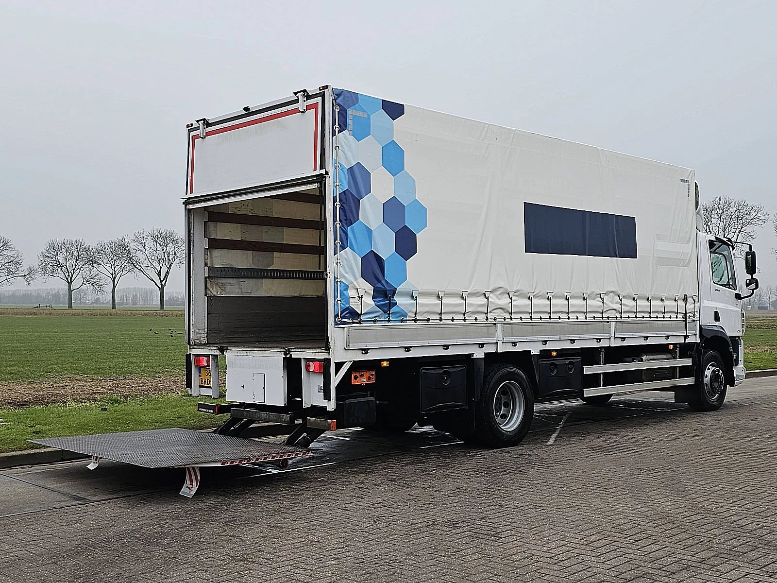 DAF 2020 - CF 260 imagen 3