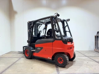 Linde E50 L 2016 afbeelding 3 miniatuur