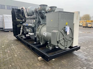 Perkins 2026 - 4012-46TAG3A - 1.880 kVA Generator - DPX-19824-O imagem 2 miniatura