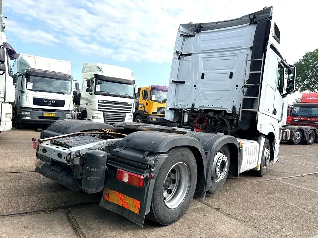 Mercedes-Benz Actros 2014 - 2545 LS STREAMSPACE 6x2 (TELLIGENT AUTOMATIC / EURO 6 / LIFT-AXLE / FRIDGE UNDER BED / AIRCONDITIONING / ETC.) afbeelding 3