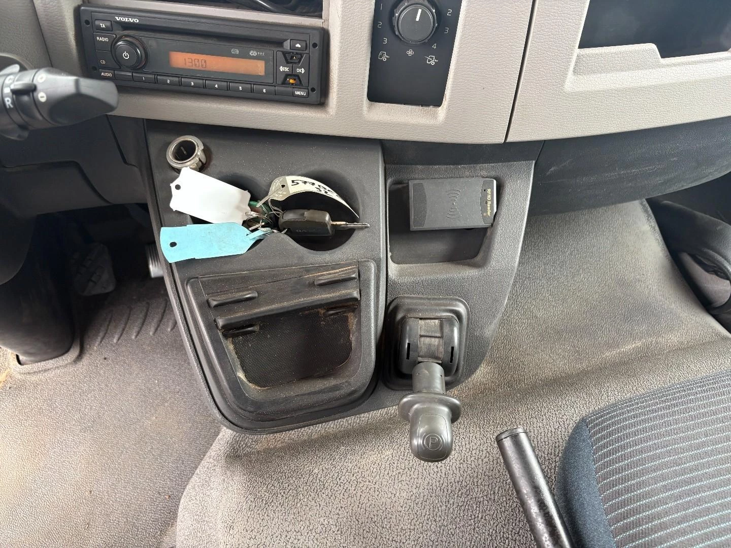Volvo FL 2010 image 14