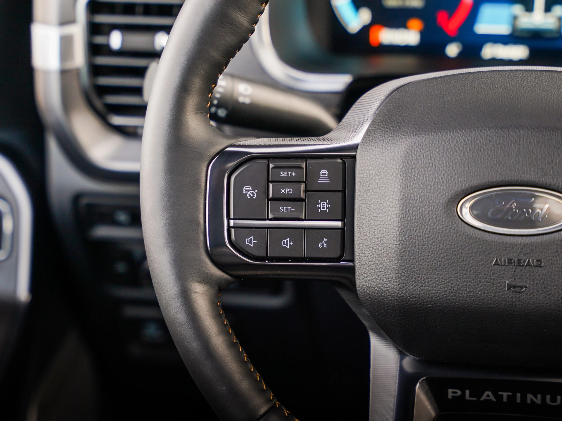Ford F-150 2022 - Platinum CrewCab 3.5L EcoBoost obrázek 11
