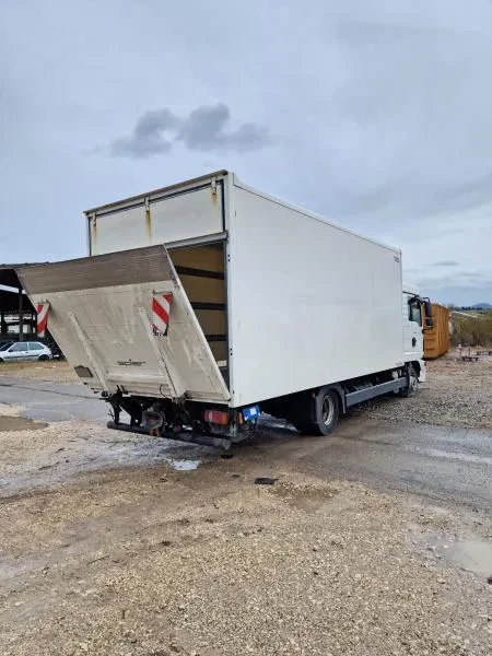 MAN TGL 2017 - 8.220 BL UNFALL Koffer Langes Haus Klima obrázek 7