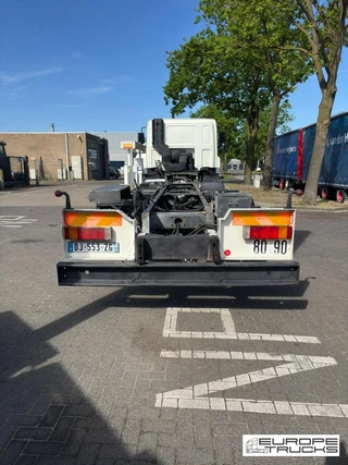 DAF CF85.380 2004 - N/A image 4