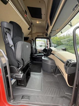 Mercedes-Benz Actros 2019 - N/A obrazek 6