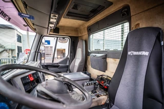 Renault N/A 2004 - KERAX 370 + PALFINGER 15T/M+2EXT. image 16