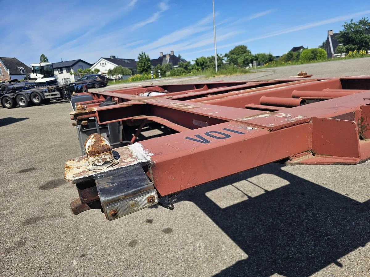 Burg BPO 12-27CCXGX-00. | ADR TANK CHASSIS 20/30 FT | BPW DRUM obrázek 9