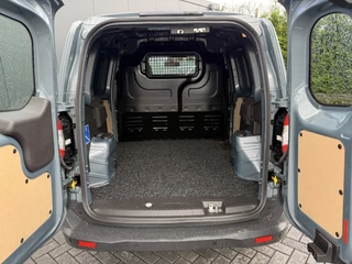Ford Transit Courier 2020 - 1.0 ECOBOOST TREND / BENZINE! / 1e EIG. / BPM VRIJ !! / AIRCO / PDC / ZEER NETJES! image 8