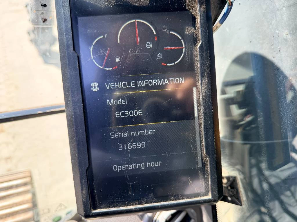 Volvo 2022 - EC300E L Bild 8