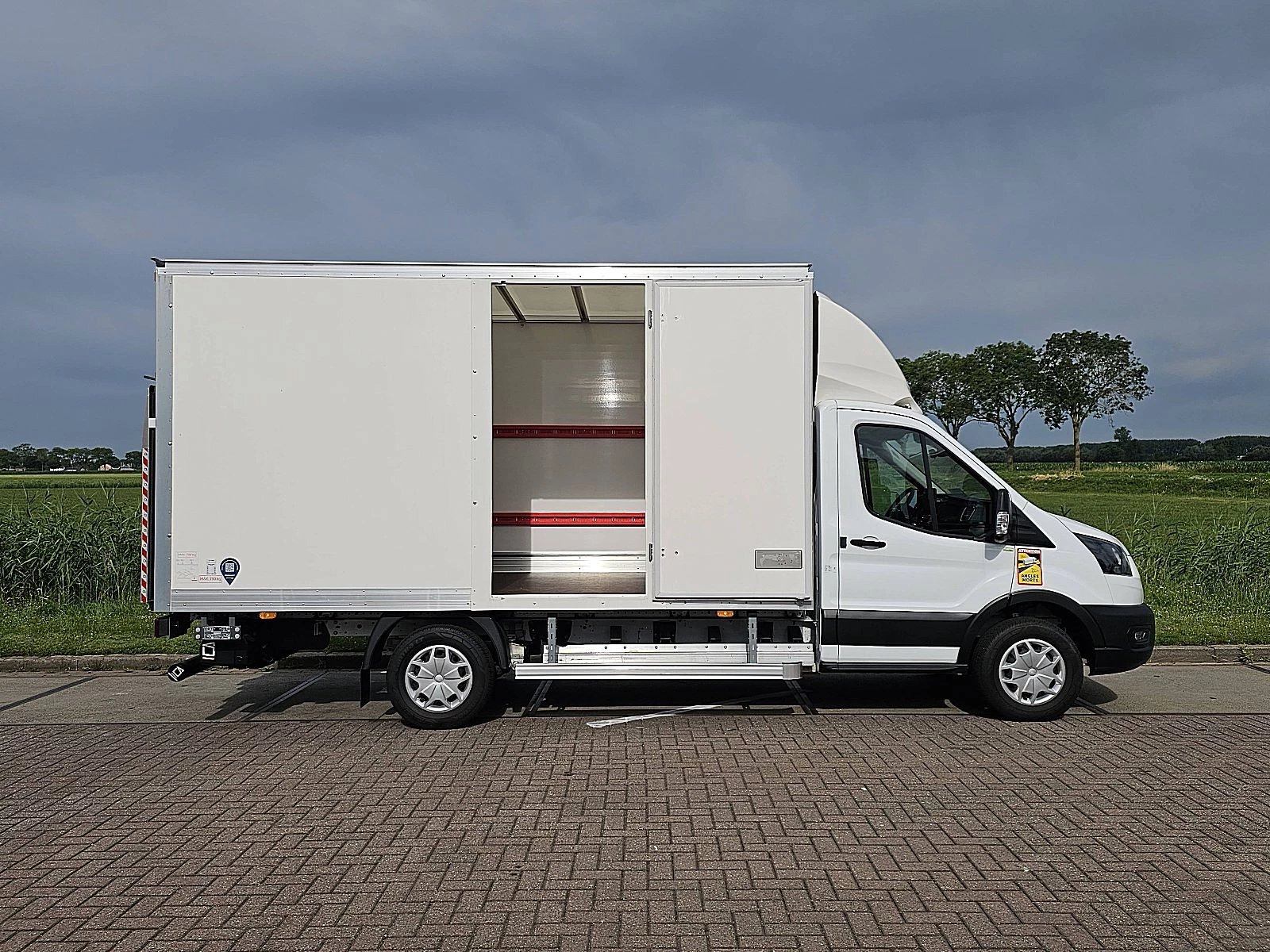 Ford E-Transit 2025 изображение 15