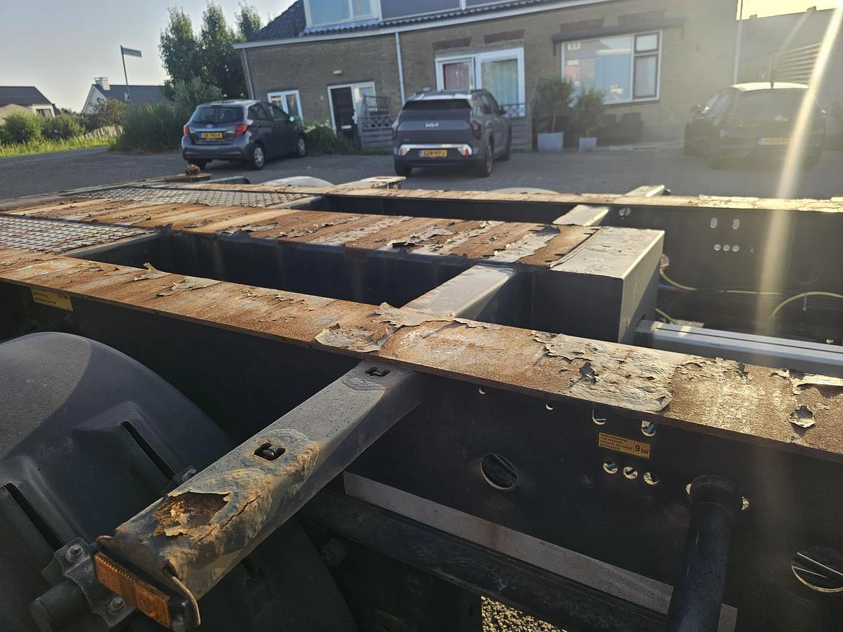Krone SD / REAR SLIDER / DUTCH CHASSIS / BPW DRUM. 2015 obrázek 16