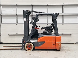 Linde 2020 - E20L-02 obrázek 2 náhled