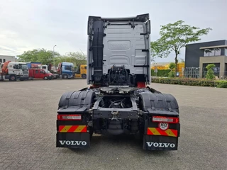 Volvo FH 2019 - FH4-460 / VEB+ / HYDRAULICS / DOUBLE TANK / SMART TACHO V2 / 719541 KM / LWDS / FRIDGE / AUTOMATIC / EURO-6-D / 2019 bild 4