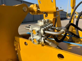 Cat N/A 2026 - D8 Multi Shank Ripper zdjecie 3