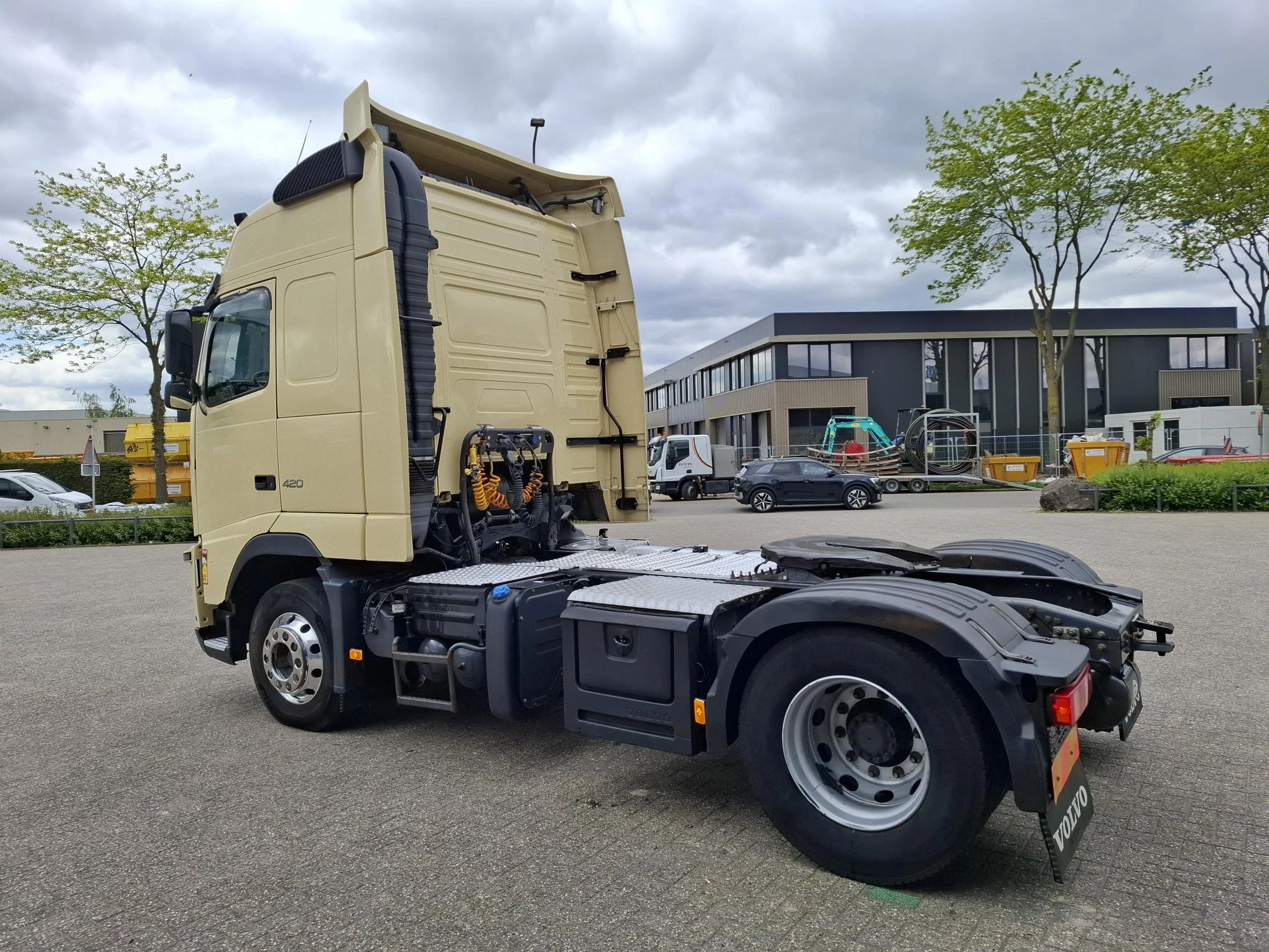Volvo FH 2013 - 13.420 / ONLY:698735 KM / AIRCO / GOOD CONDITION / AUTOMATIC / EURO-5 / 2013 afbeelding 3