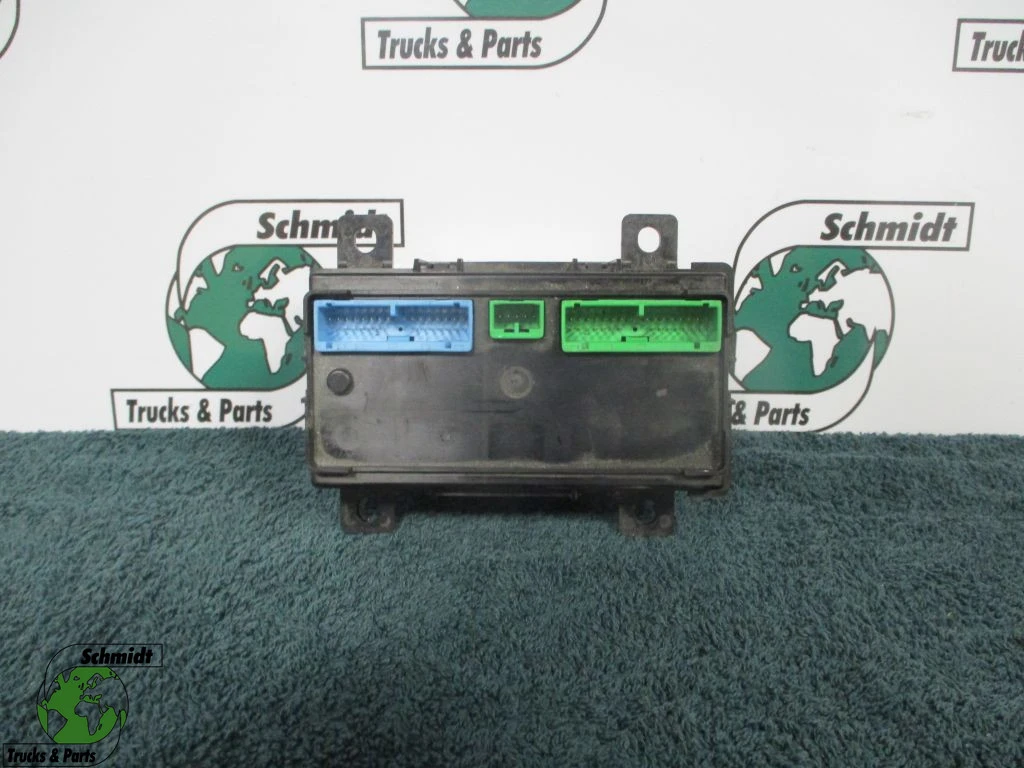 Volvo - 20758798 VECU MODULE zdjęcie 1