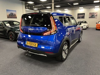 Kia e-Soul 2023 - ExecutiveLine 64kWh 204PK Automaat | Leder | Navigatie | Head-Up display | Schuifdak | Trekhaak | Harman Kardon Audio изображение 92