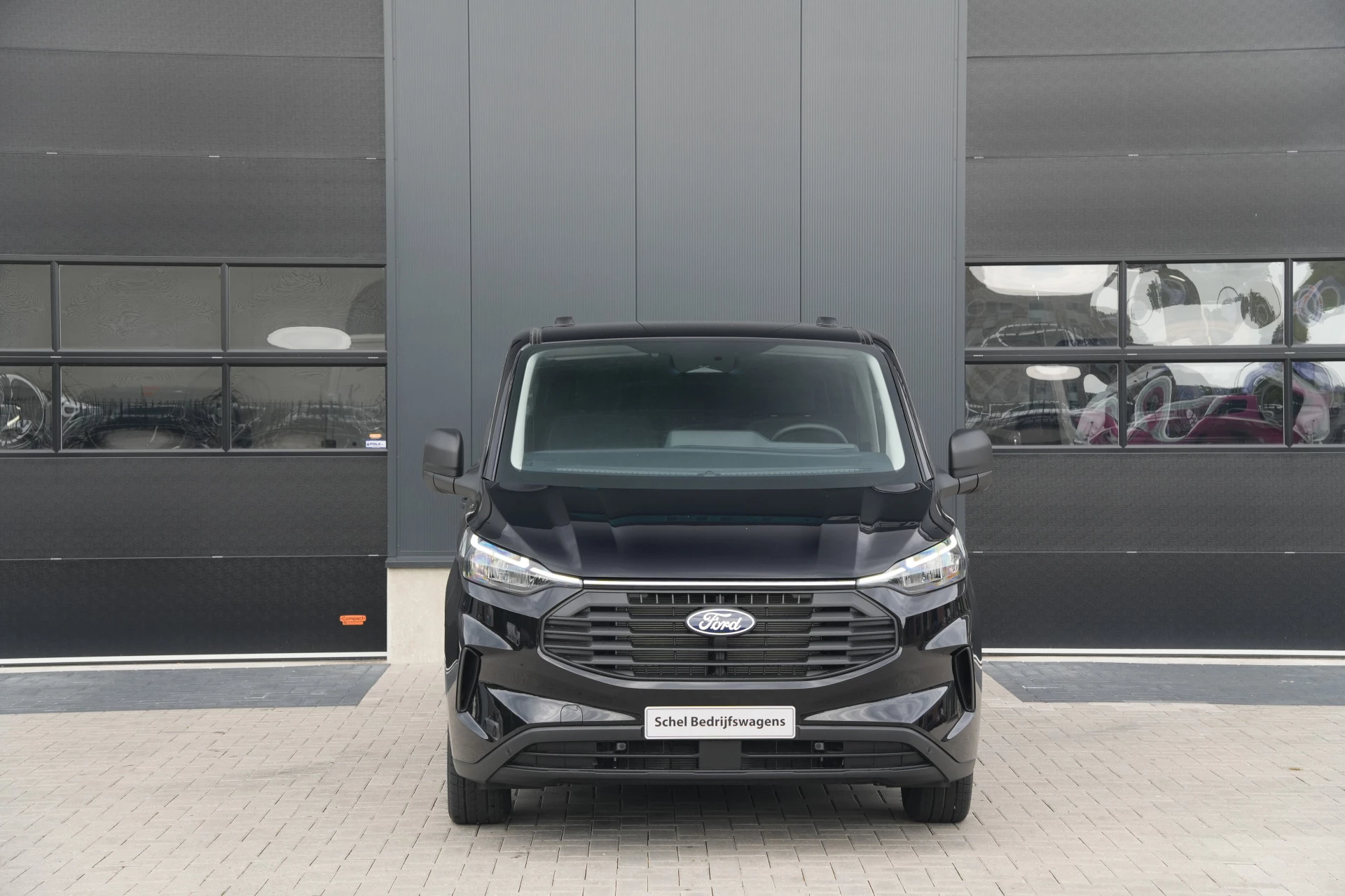 Ford Transit Custom 2025 - 320 2.0 TDCI L1H1 Trend DC 136pk - INCLUSIEF BPM - 2x Schuif - Stoel/stuurverwarming - Cruise - Navi - Camera - Rijklaar immagine 2
