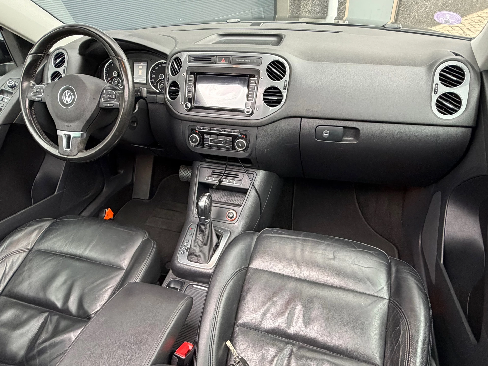 Volkswagen Tiguan 2011 - 2.0 TSI Sport&Style 4Motion bj.2011 Autom|Pano|Trekh|Navi. afbeelding 9