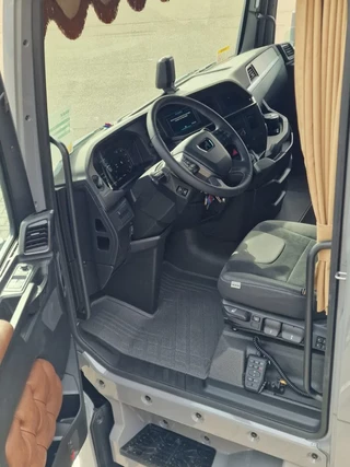MAN TGX 2026 - 18.520 GX - New - D30 - Retarder - Night clima - Alcoa - Show truck - imagen 36